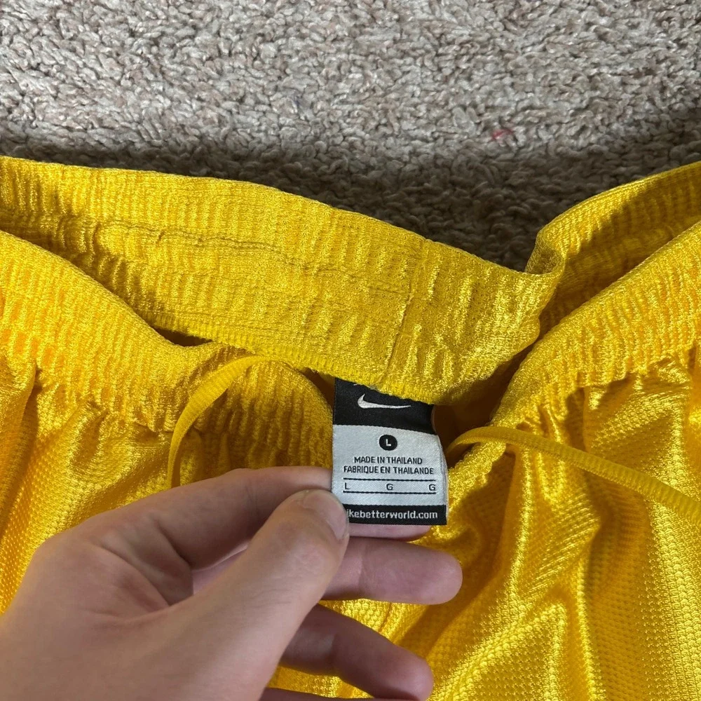 Nike Mens Basketball Shorts Yellow Dazzle Shimmer Athletic Drawstring Large